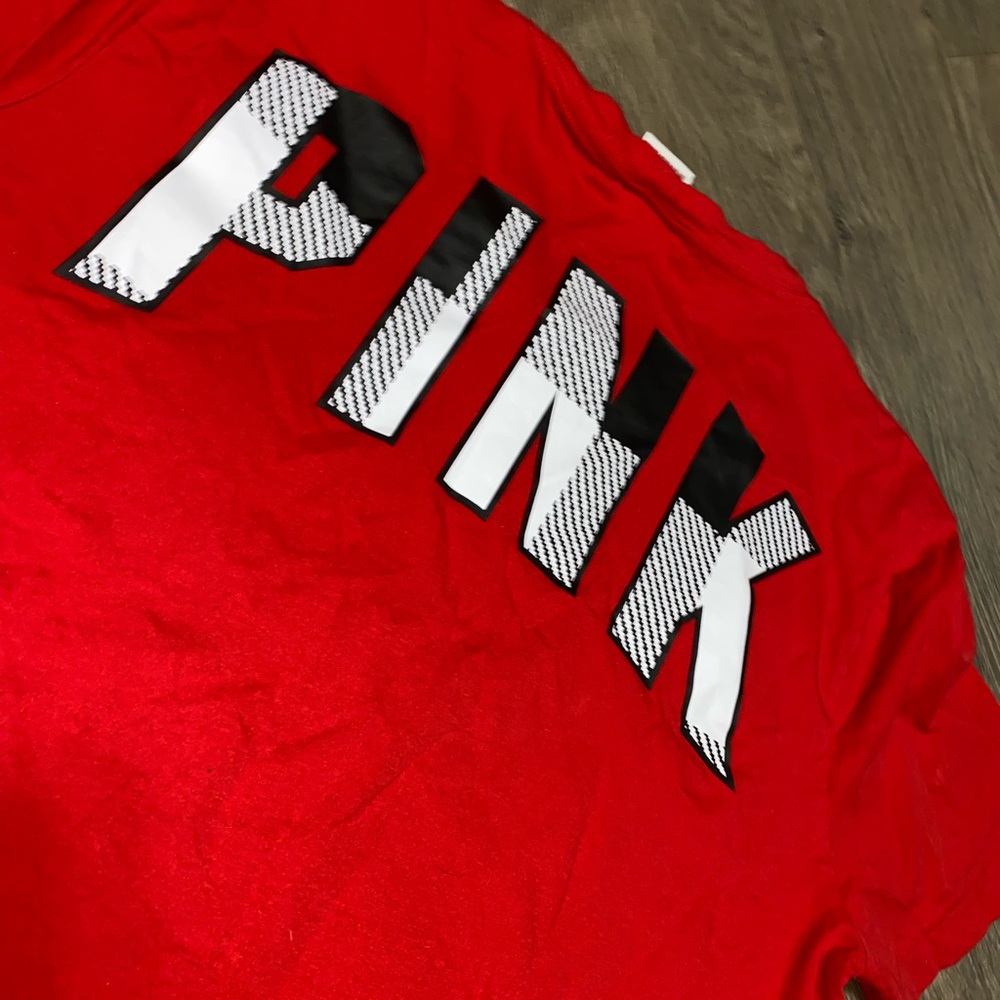 ❌SOLD❌PINK T-shirt - Picture 2 of 5